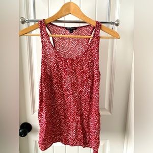 Banana Republic sleeveless red pattern top